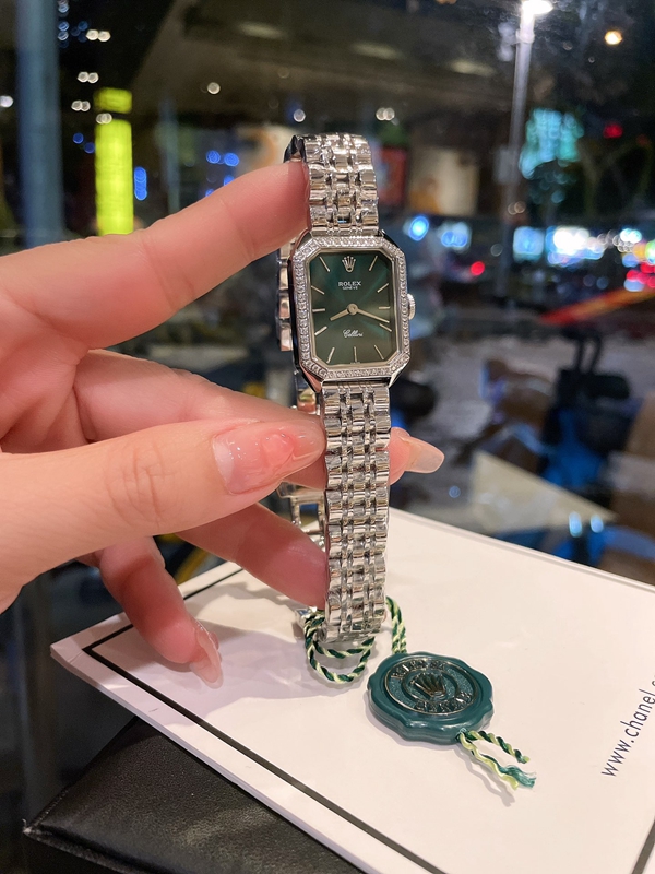 ブランド時計素材ディテール